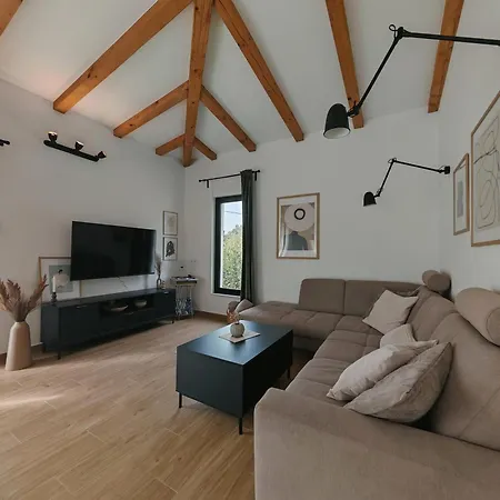 בית נופש House Lopar