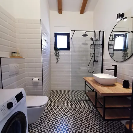 House Lopar Silba