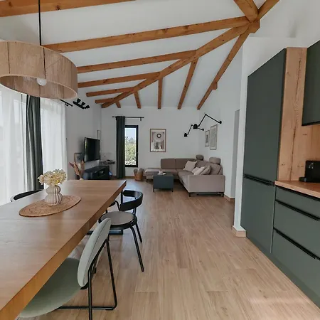House Lopar Holiday home