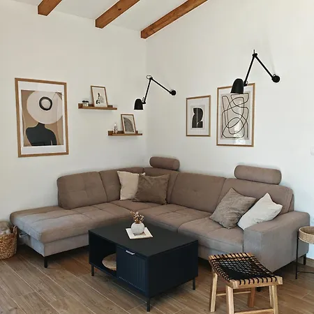 House Lopar Silba