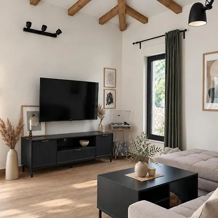 House Lopar